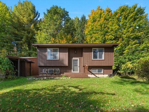 5331 Moore Road, Williamsburg, MI 49690