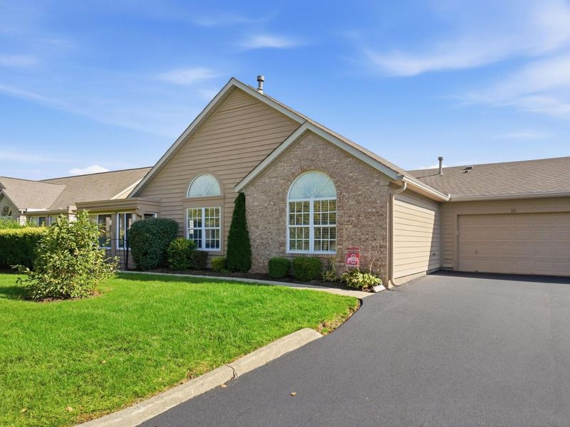 92 Abbeycross Lane, Westerville, OH 43082 Photo 3