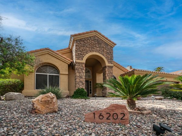 16202 S 33RD Place, Phoenix, AZ 85048