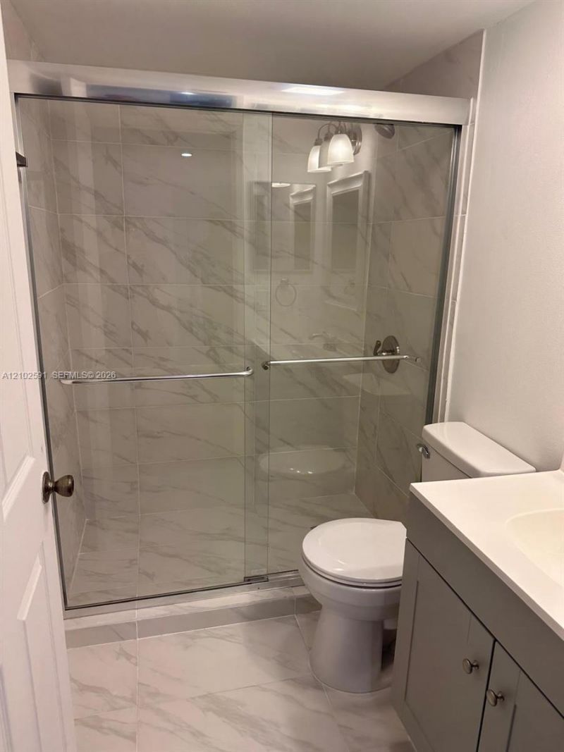 9962 Nob Hill Ln , Unit 9962, Sunrise, FL 33351 Photo