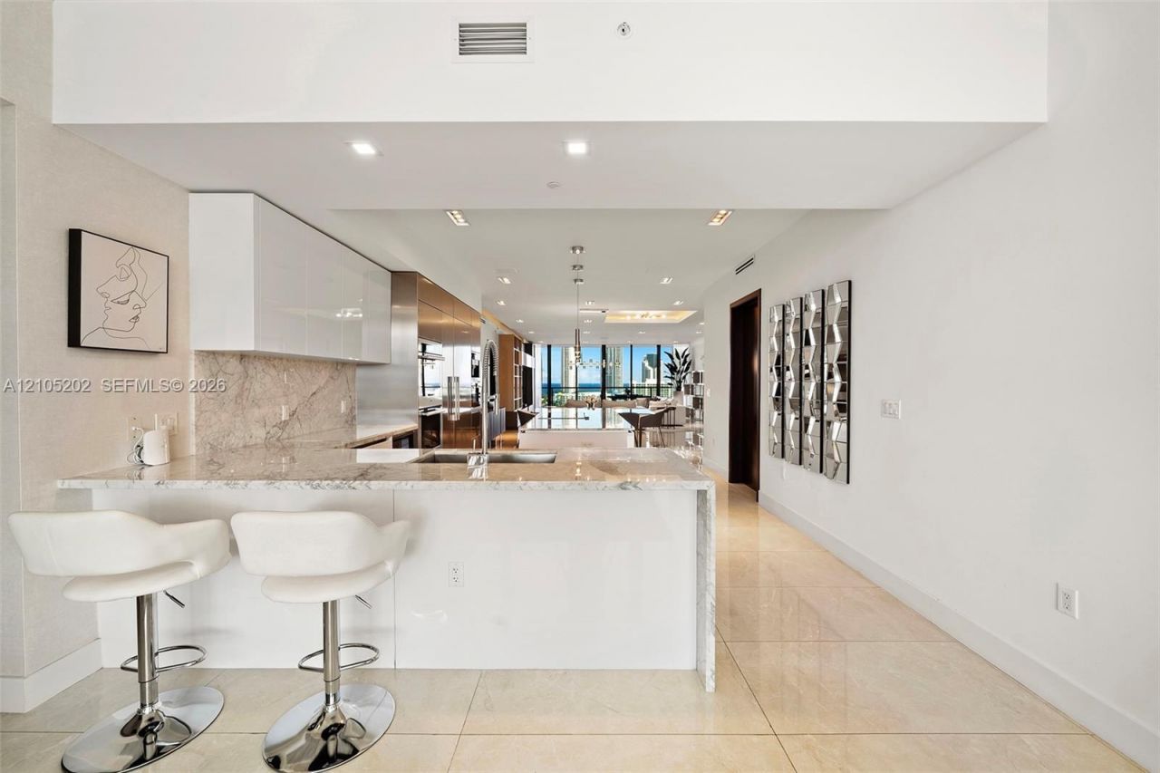 5000 Island Estates Dr , Unit 1106, Aventura, FL 33160 Photo