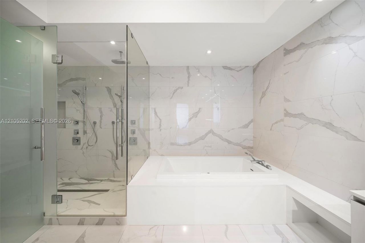 5000 Island Estates Dr , Unit 1106, Aventura, FL 33160 Photo