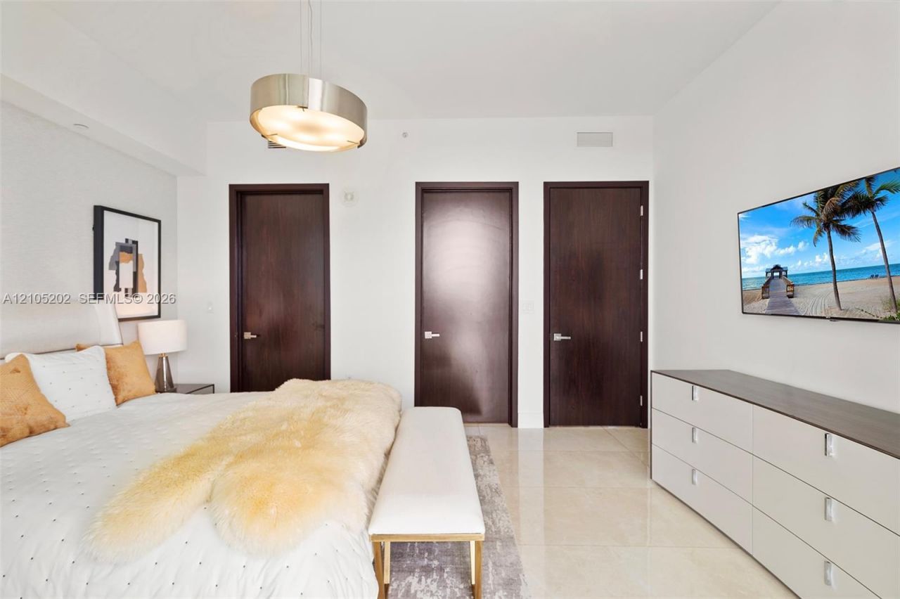 5000 Island Estates Dr , Unit 1106, Aventura, FL 33160 Photo