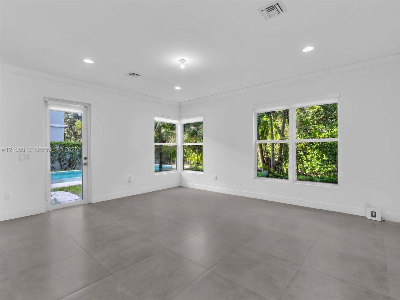 3539 Forest View Cir , Dania Beach, FL 33312 Photo