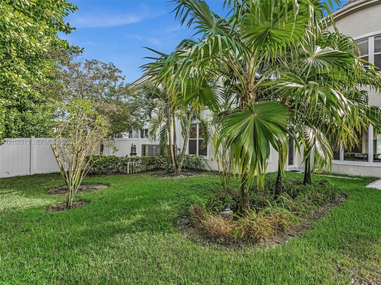3539 Forest View Cir , Dania Beach, FL 33312 Photo