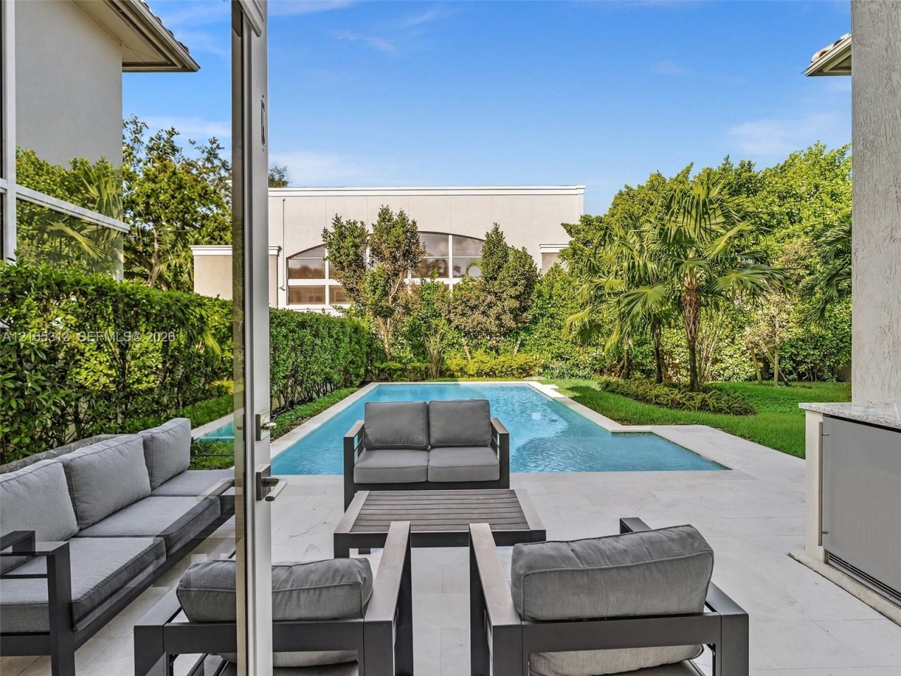 3539 Forest View Cir , Dania Beach, FL 33312 Photo