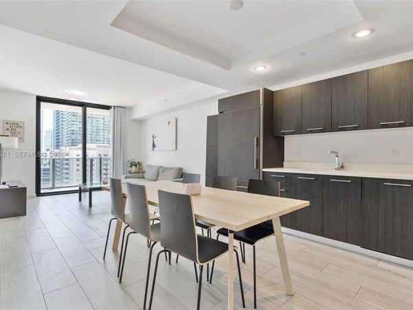 45 SW 9th St , Unit 1005, Miami, FL 33130