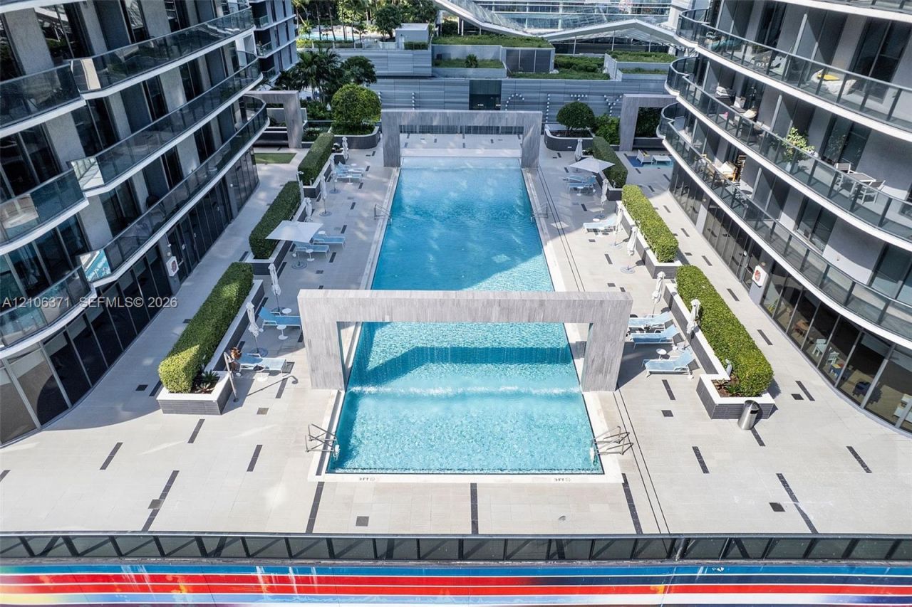 45 SW 9th St , Unit 1005, Miami, FL 33130 Photo
