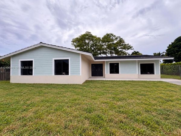 19010 Bel Aire Dr , Cutler Bay, FL 33157