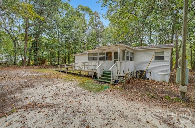 1388 Trask Parkway  Photo 23