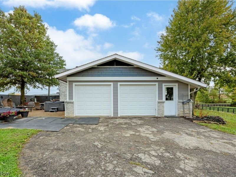 1422 Township Road 593, Ashland, OH 44805 Photo 3