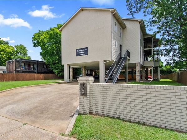 1721 Hackberry Lane , Unit 5, Tuscaloosa, AL 35401