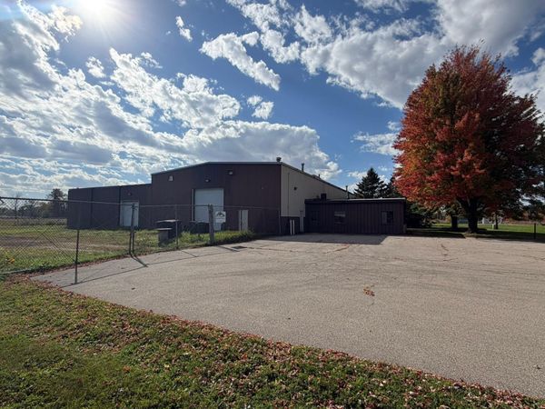 1200 21st Avenue NE, Austin, MN 55912