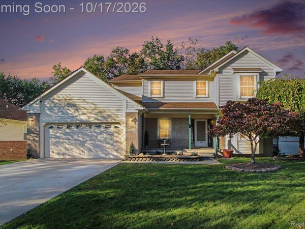 30128 Apple Grove Way, Flat Rock, Mi 48134