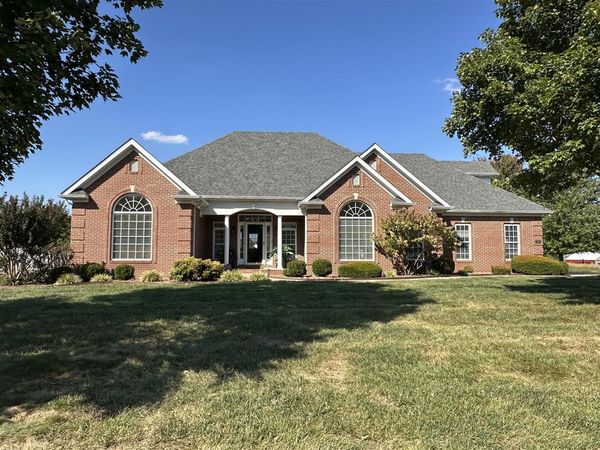 435 Earlston Street , Bowling Green, KY 42104