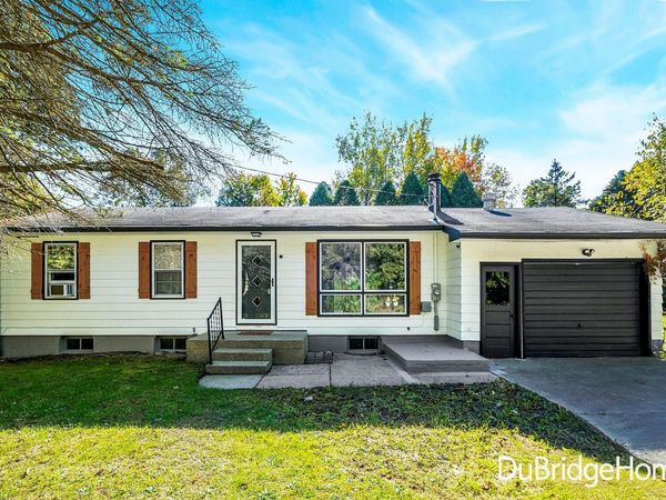 9691 Wolven Avenue NE, Rockford, MI 49341