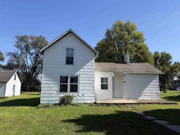 510 2nd St. N. , Quasqueton, IA 52326