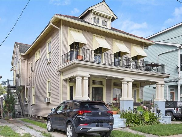 3909 IBERVILLE Street , New Orleans, LA 70119