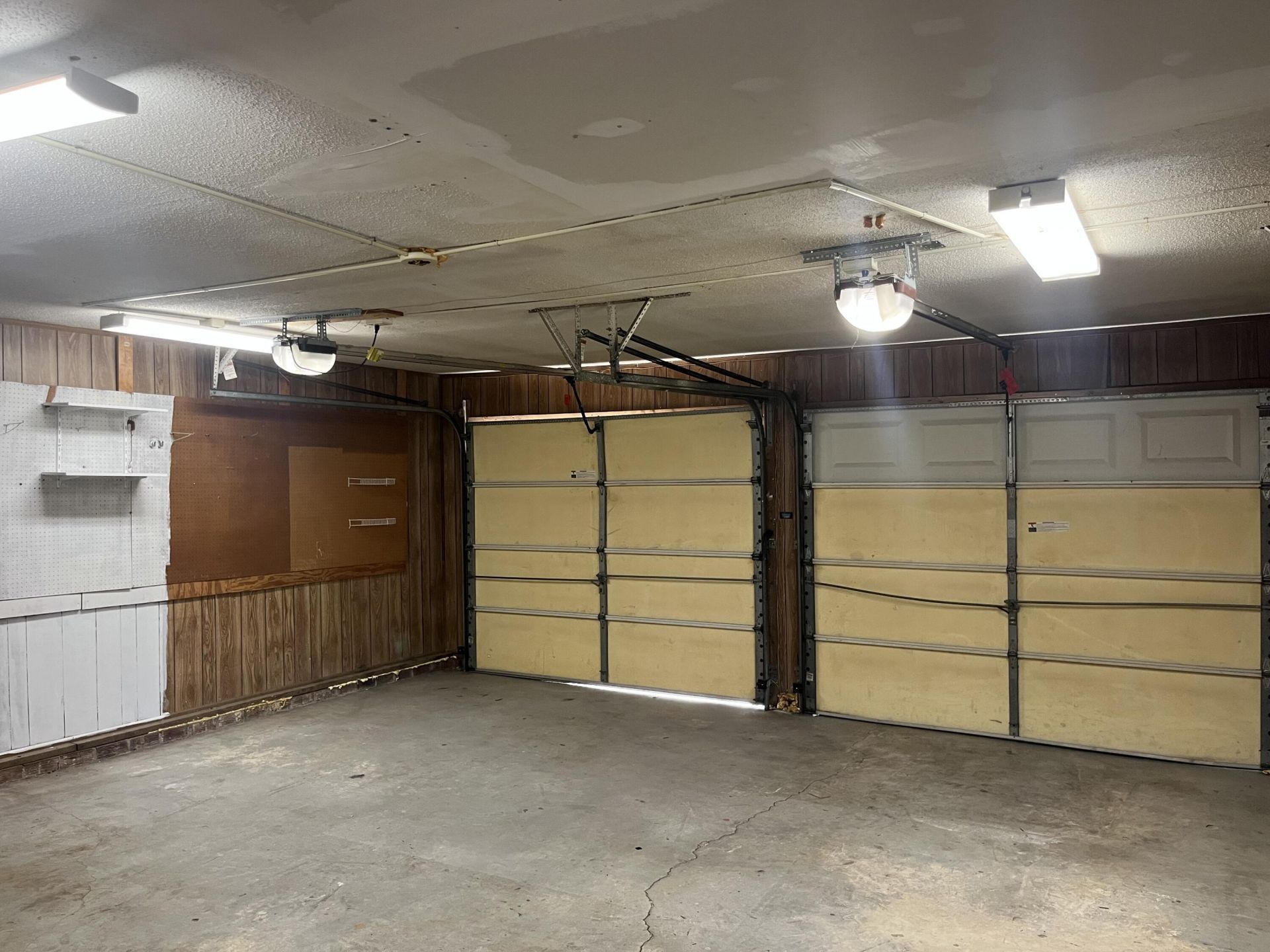 25 N Basilica Avenue Photo 18