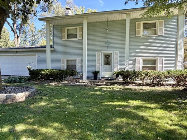 271 N Fiske Road, Coldwater, MI 49036