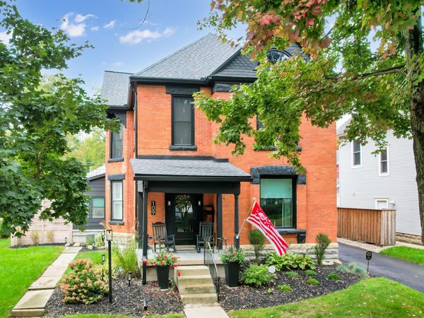 109 N Liberty Street , Delaware, OH 43015