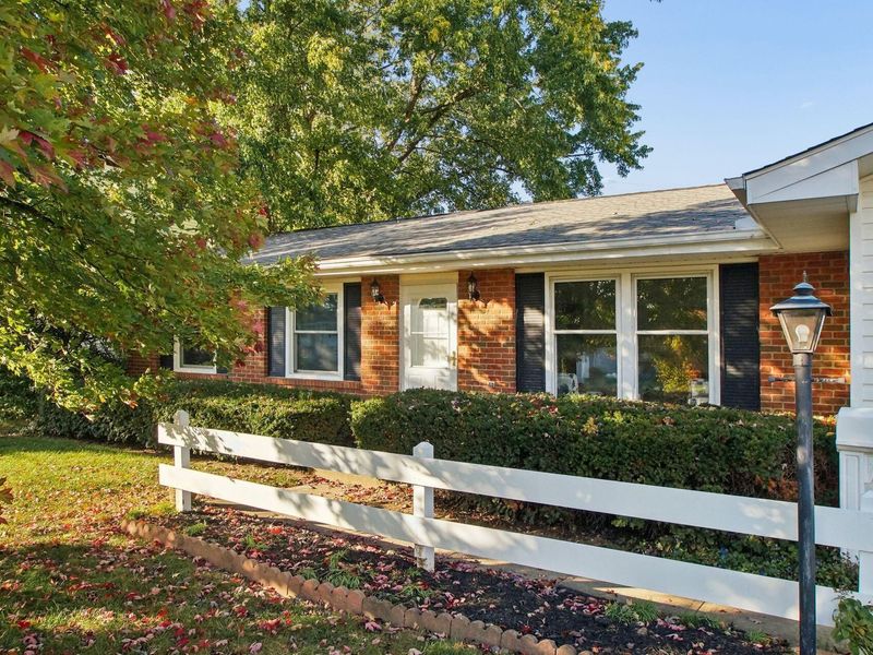 2570 Mcdonald Court , Grove City, OH 43123 Photo 2