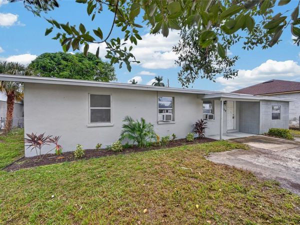 1629 PAWNEE STREET , FORT MYERS, FL 33916