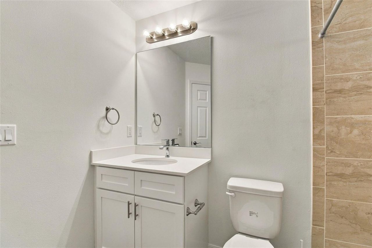 2537 6th Avenue Drive E, Bradenton, FL 34208 Photo