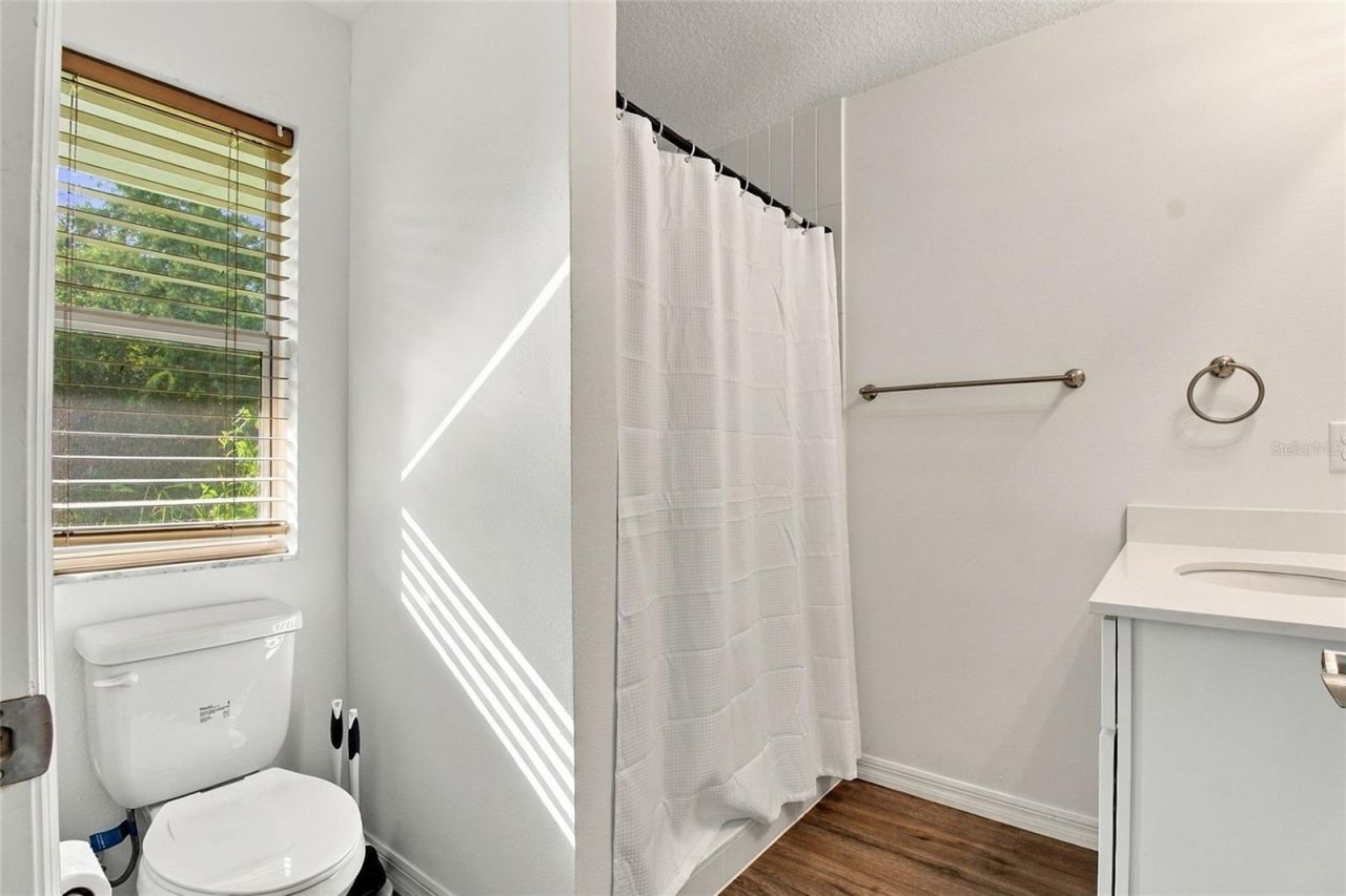 2537 6th Avenue Drive E, Bradenton, FL 34208 Photo