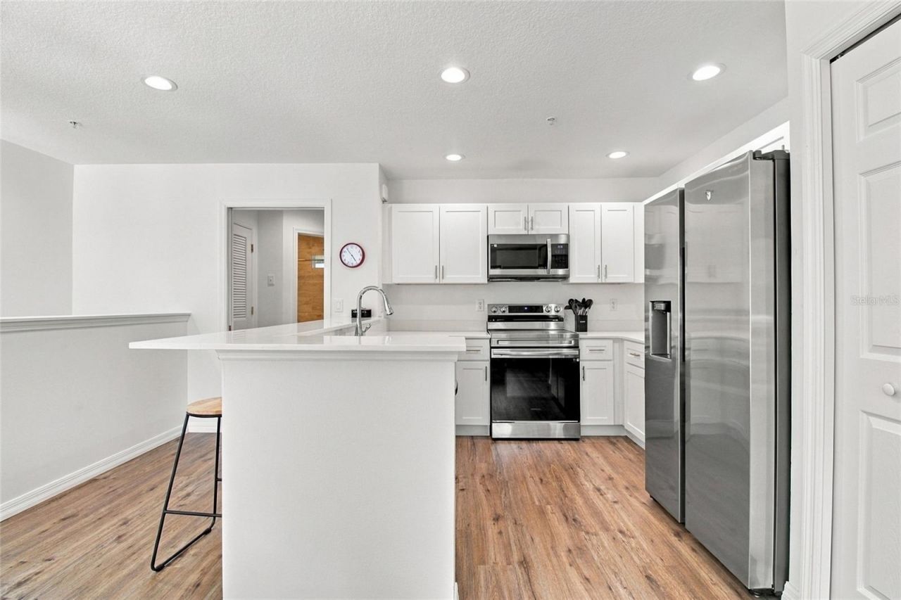 2537 6th Avenue Drive E, Bradenton, FL 34208 Photo