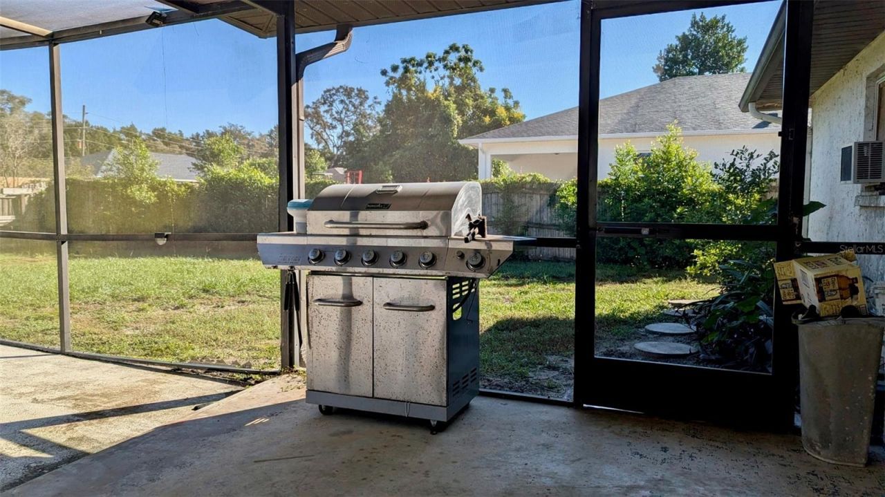 9439 Spring Hill Drive , Spring Hill, FL 34608 Photo
