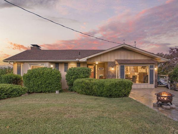 500 Table Rock , Hollister, MO 65672