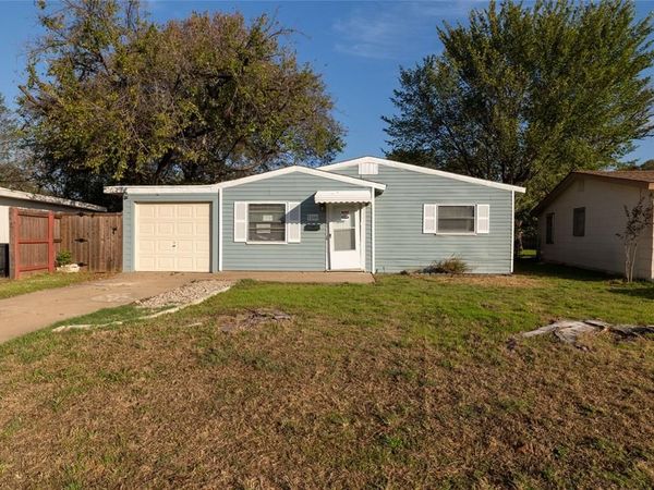 7109 Dogwood Park Drive , Richland Hills, TX 76118