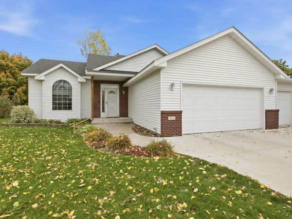 300 10th Avenue N, Sartell, MN 56377