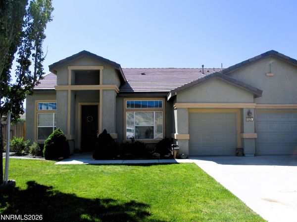 1525 Riverpark Parkway, Dayton, NV 89403