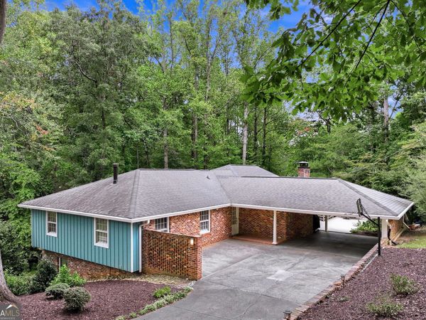 1060 Cumberland Valley Road, Gainesville, GA 30501