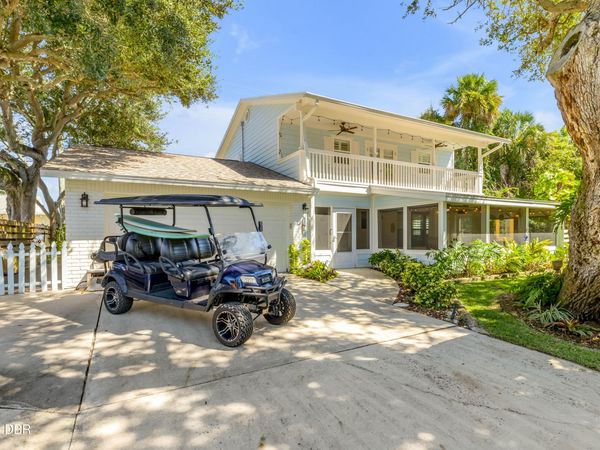 7 Oak Tree Drive, New Smyrna Beach, FL 32169