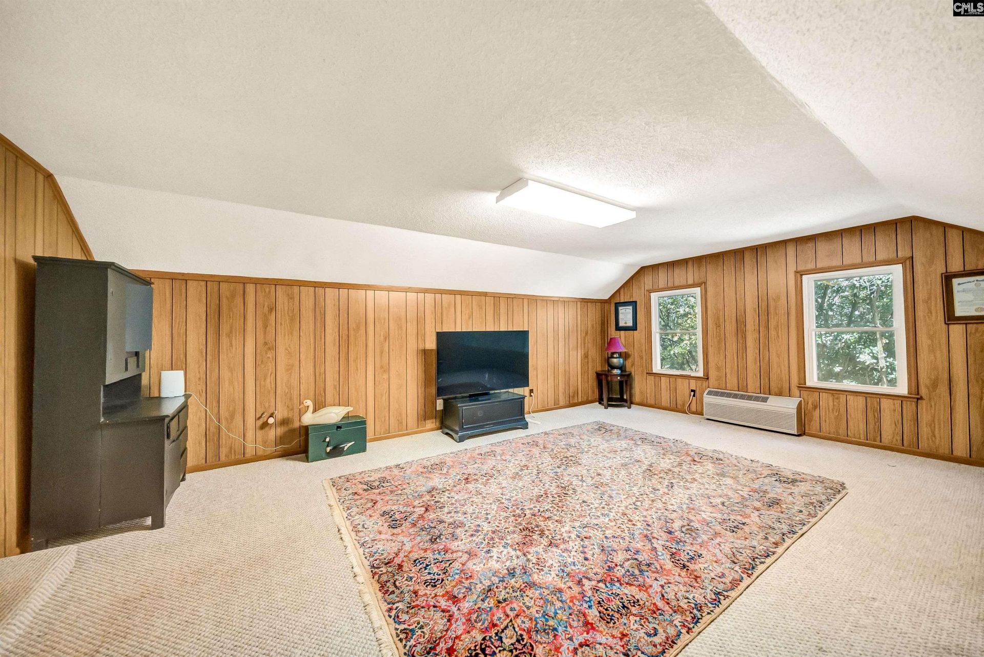 9 Eastbourne Court  Photo 48
