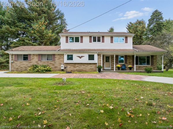 5372 Daniel Drive, Brighton Township, Mi 48114