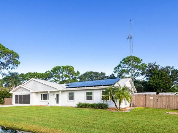 145 Nesbitt Street NE , Palm Bay, FL 32907