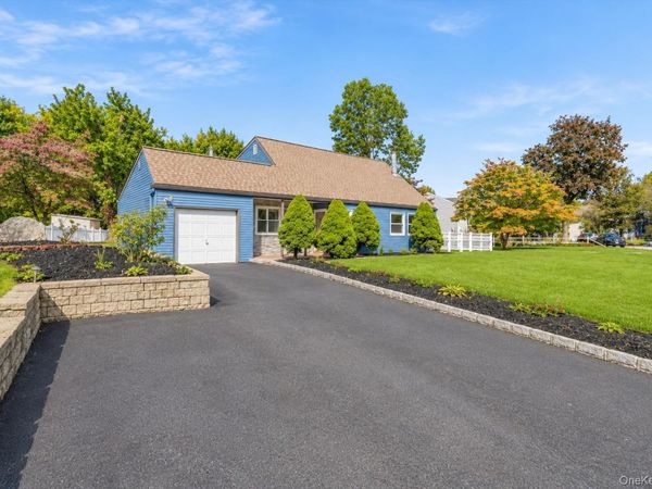 2597 Farsund Drive, Yorktown Heights, NY 10598