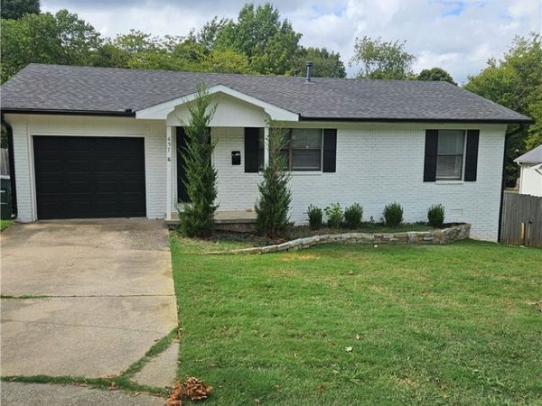 457 Mission Boulevard , Fayetteville, AR 72701