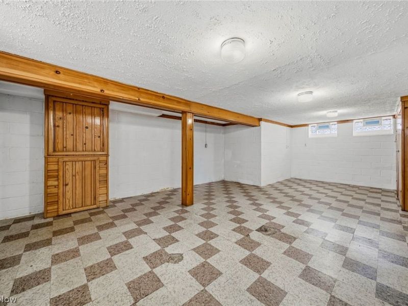 5703 Pelham Drive, Parma, OH 44129 Photo 24