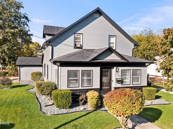 310 W 9th Street , Genoa, OH 43430