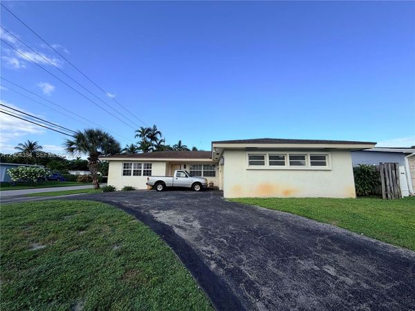 1900 N 50th Ave, Hollywood, FL 33021