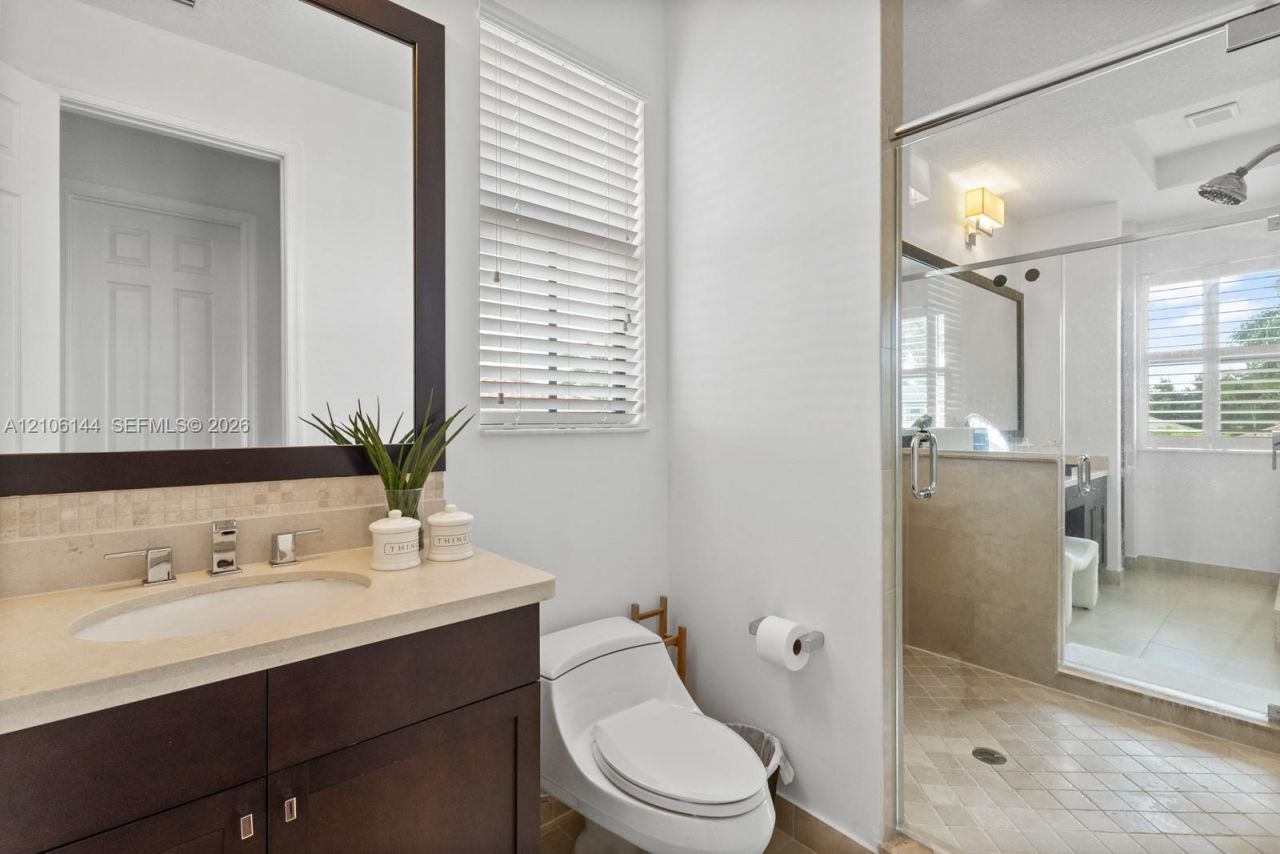 2812 NW 84th Ter , Cooper City, FL 33024 Photo