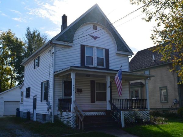407 W Herrick Avenue, Wellington, OH 44090