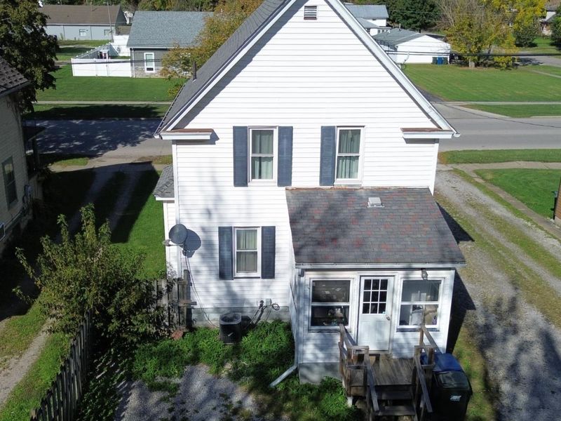 407 W Herrick Avenue, Wellington, OH 44090 Photo 5