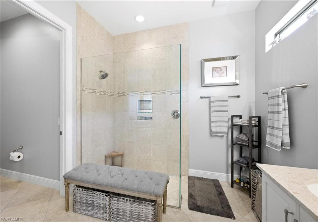 4403 Raffia Palm Cir , Naples, FL 34119 Photo