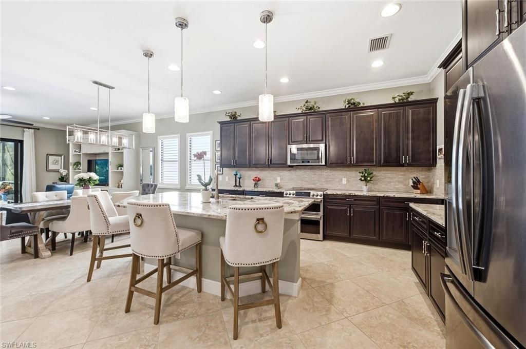 4403 Raffia Palm Cir , Naples, FL 34119 Photo